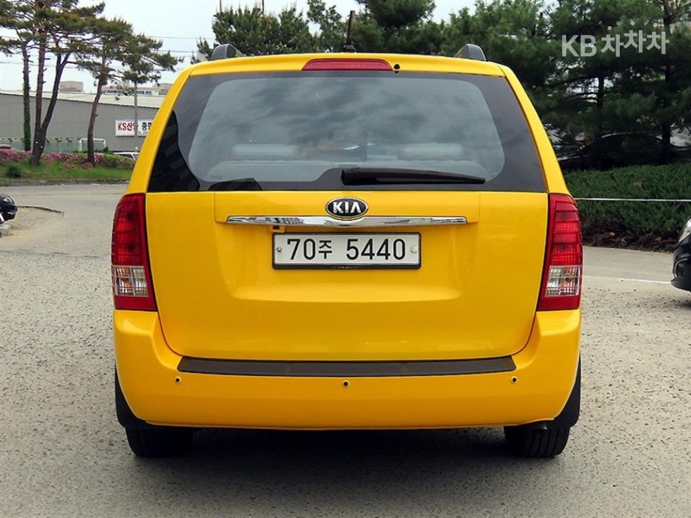 2013 - kia carnival