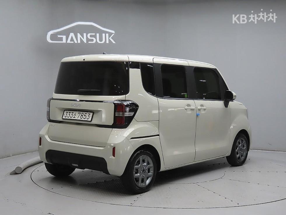 2023 - kia kia