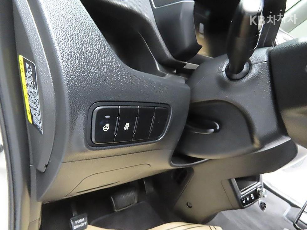 2023 - kia kia