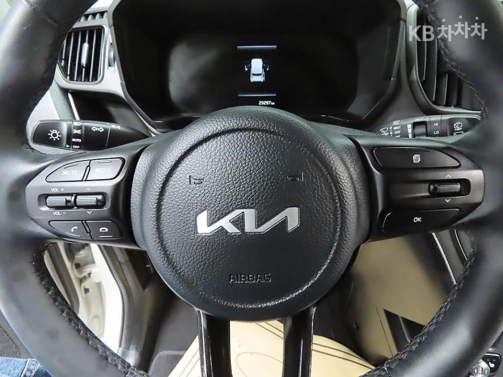 2023 - kia kia