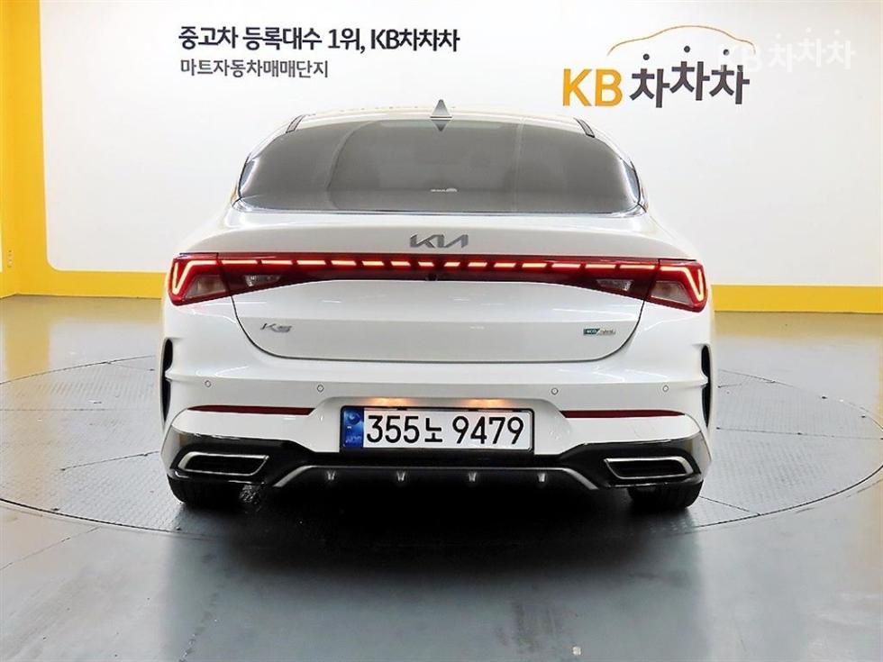 2022 - kia k5