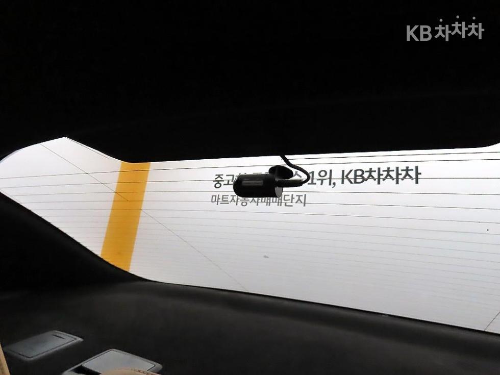 2022 - kia k5