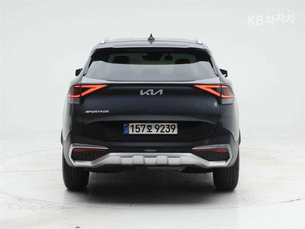 2022 - kia sportage