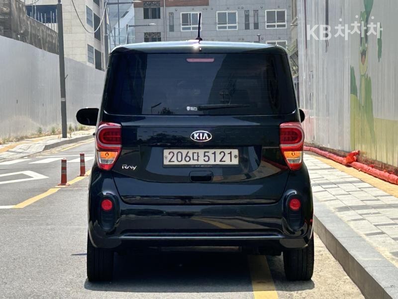 2018 - kia ray