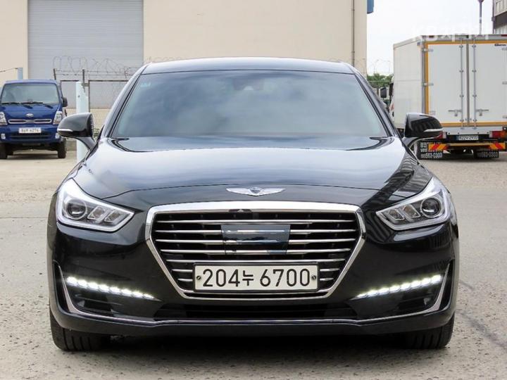 Genesis EQ900 5.0 GDI AWD Prestige