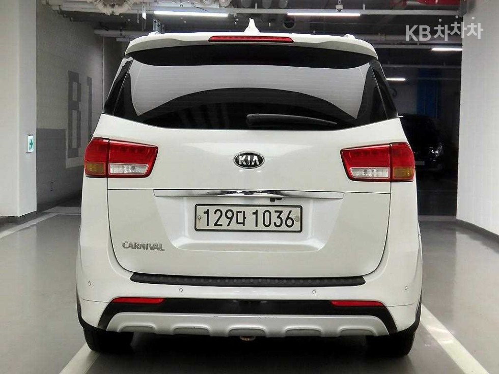 2016 - kia carnival