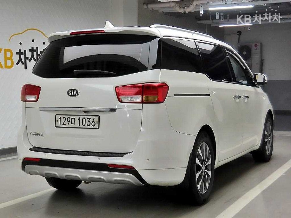 2016 - kia carnival