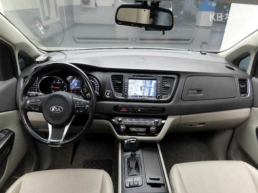 2016 - kia carnival