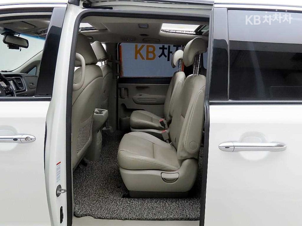 2016 - kia carnival