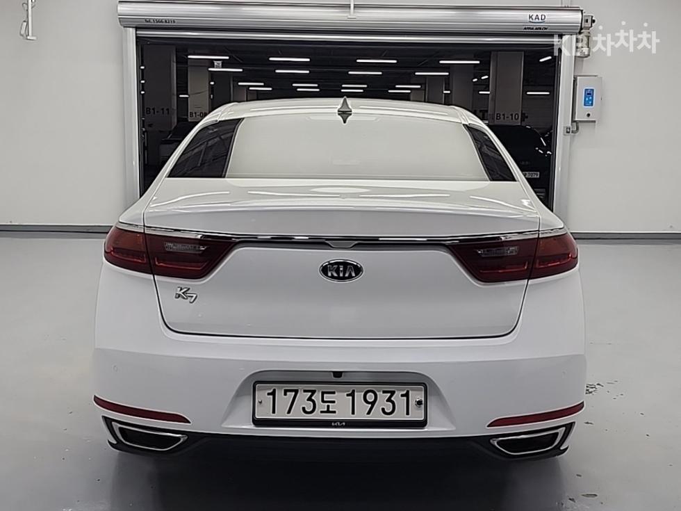 Kia K7 — miniaturë 3