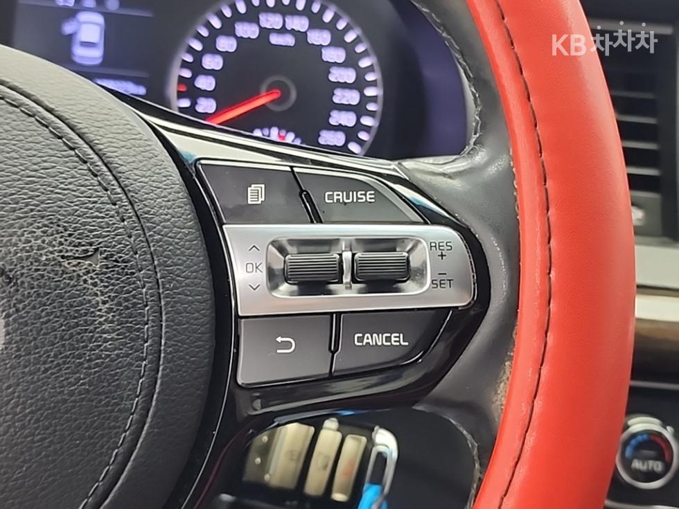 Kia K7 — miniaturë 16