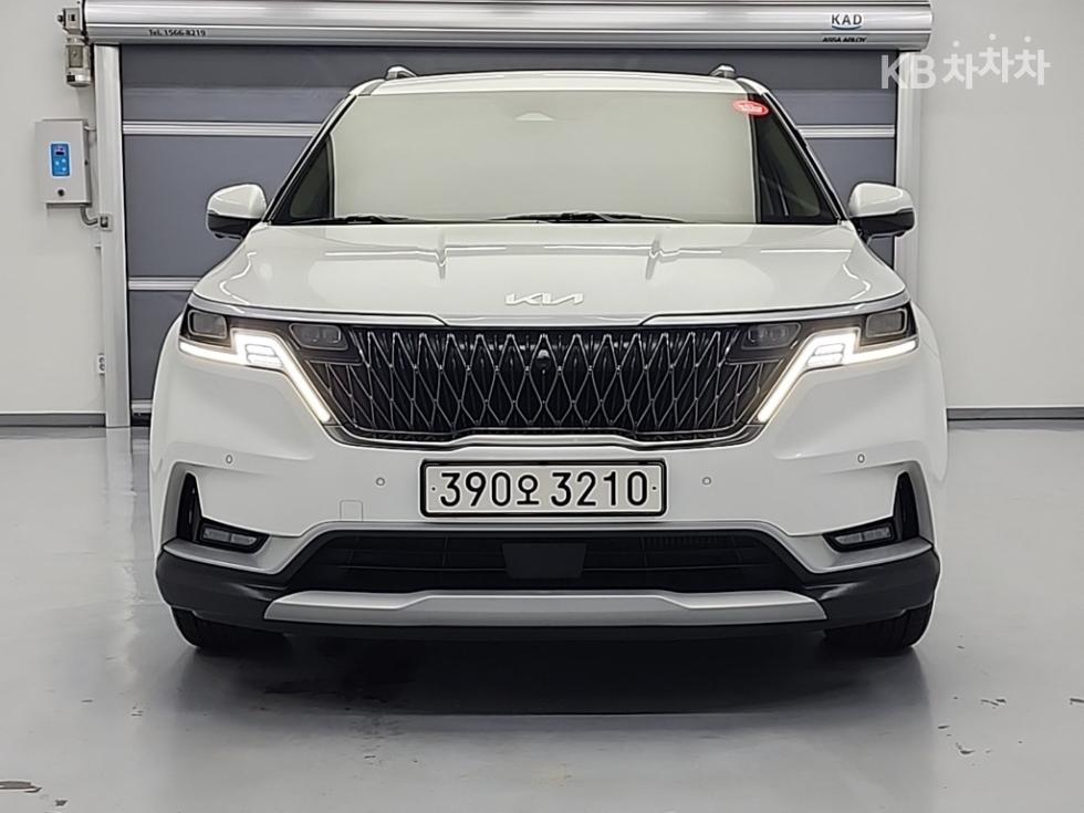 Kia Carnival — miniaturë 2