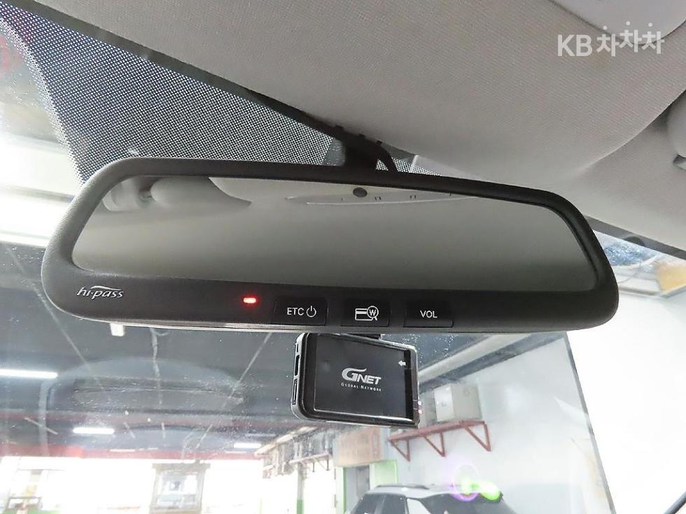 Hyundai Starex — miniaturë 18