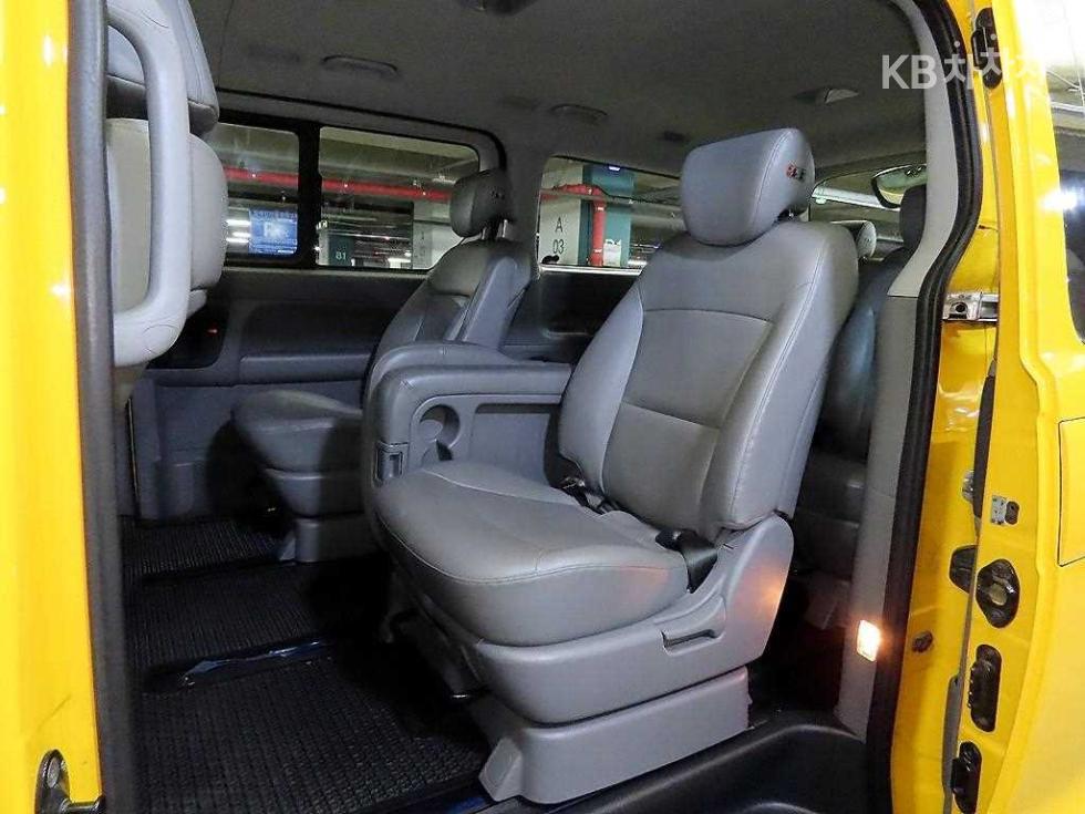 Hyundai Starex — miniaturë 7