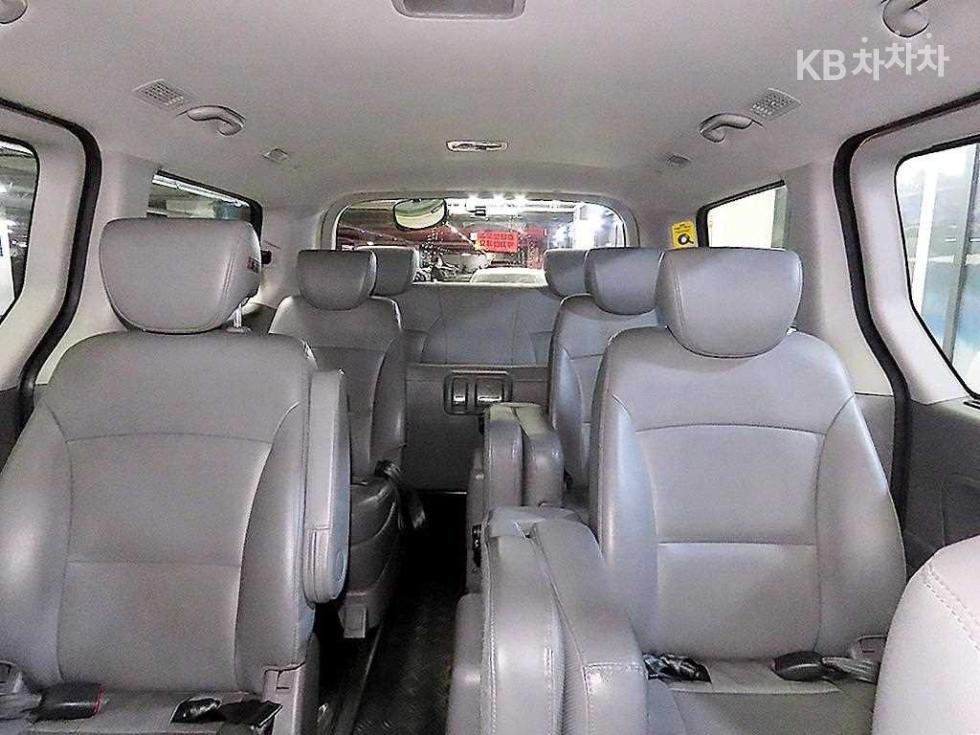 Hyundai Starex — miniaturë 8