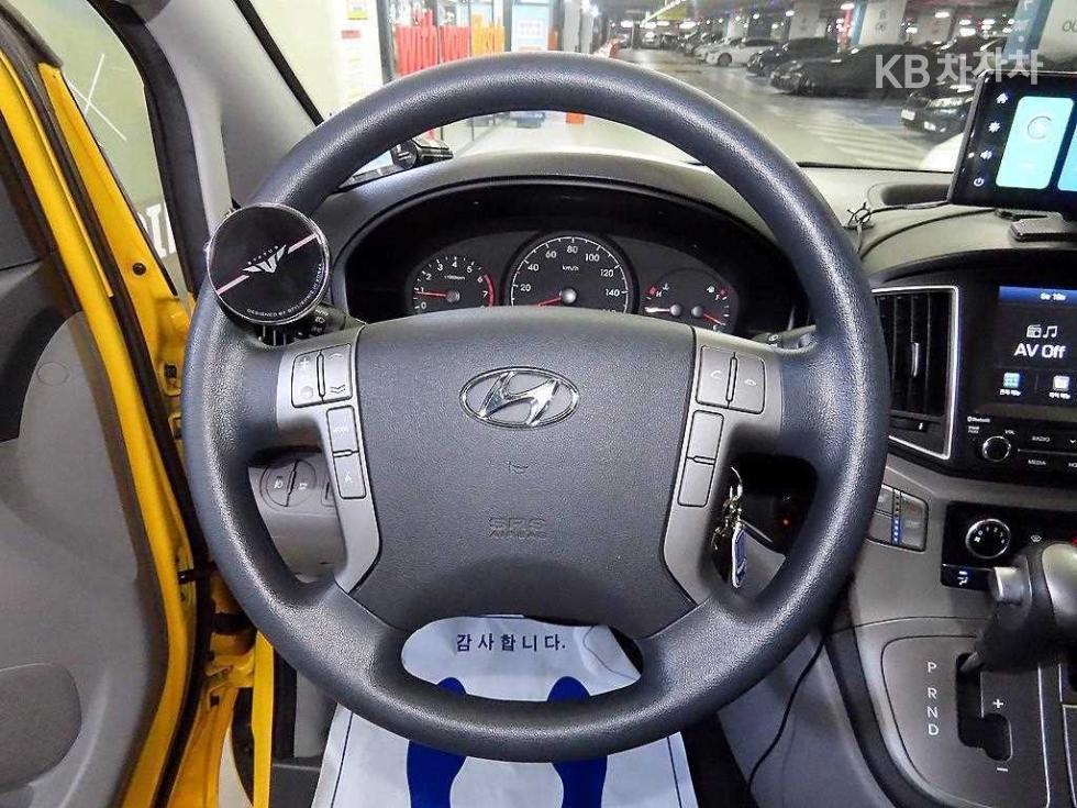 Hyundai Starex — miniaturë 9