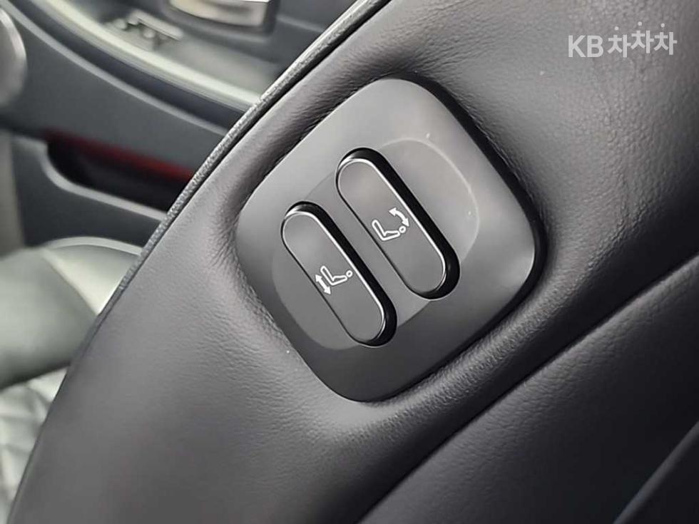 SsangYong Chairman — miniaturë 13