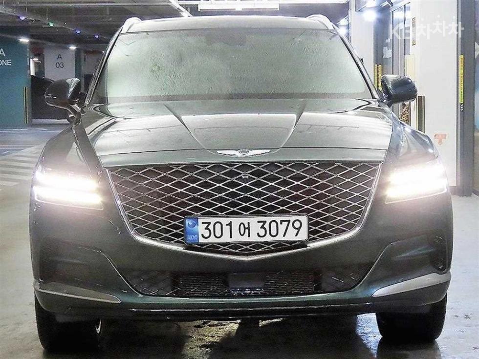 2023 Genesis GV80 photo