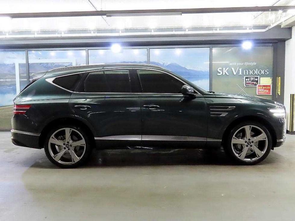 2023 Genesis GV80 photo