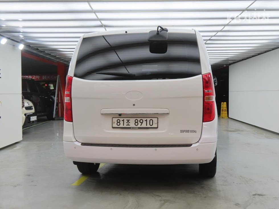 Hyundai Starex — miniaturë 3