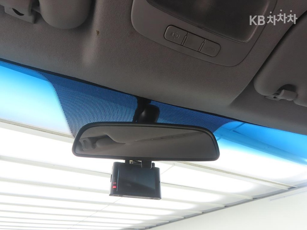 Hyundai Starex — miniaturë 12