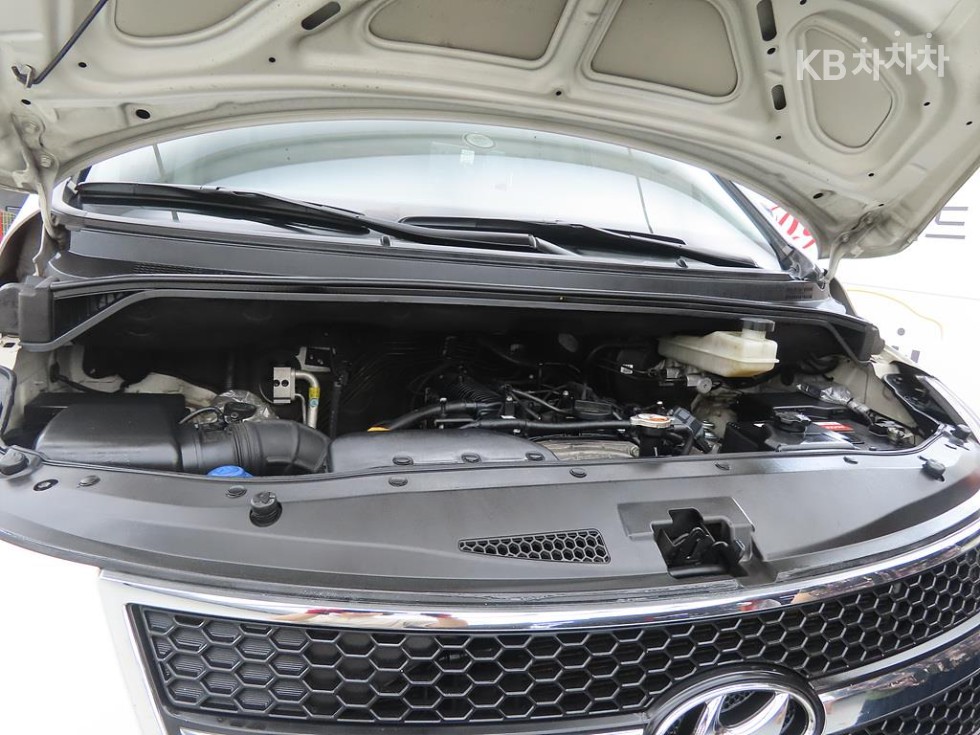 Hyundai Starex — miniaturë 19