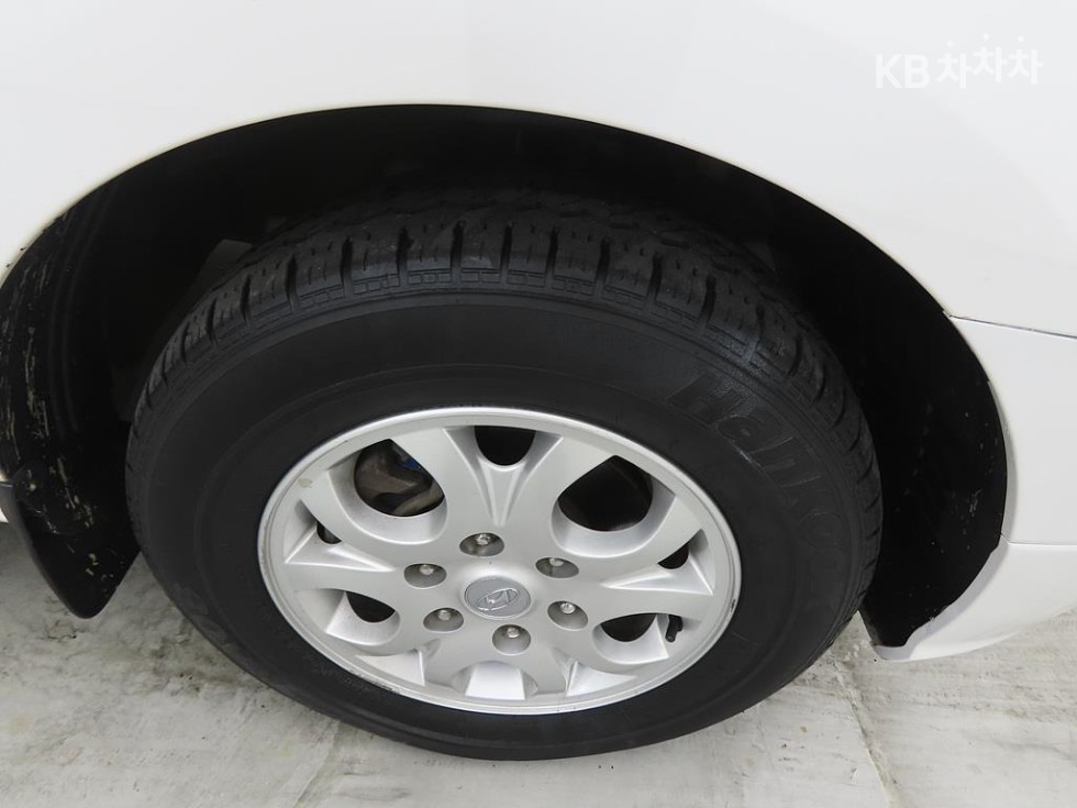 Hyundai Starex — miniaturë 20