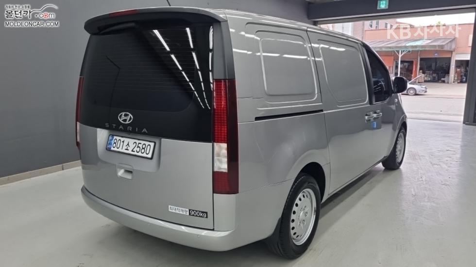 Hyundai Staria — miniaturë 2