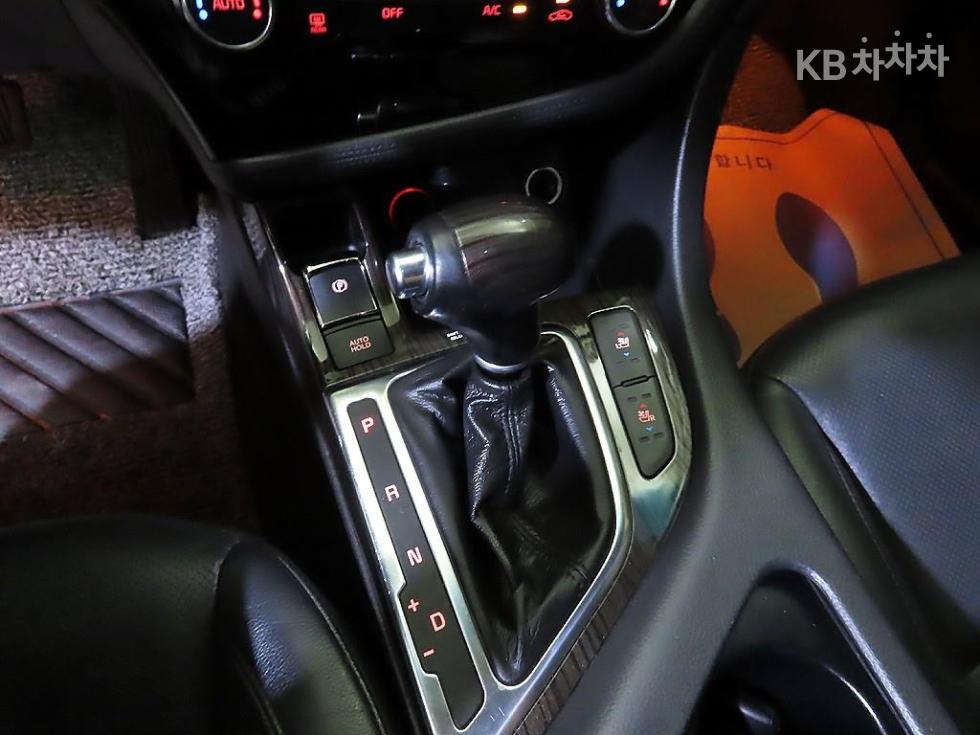 Kia K5 — miniaturë 12