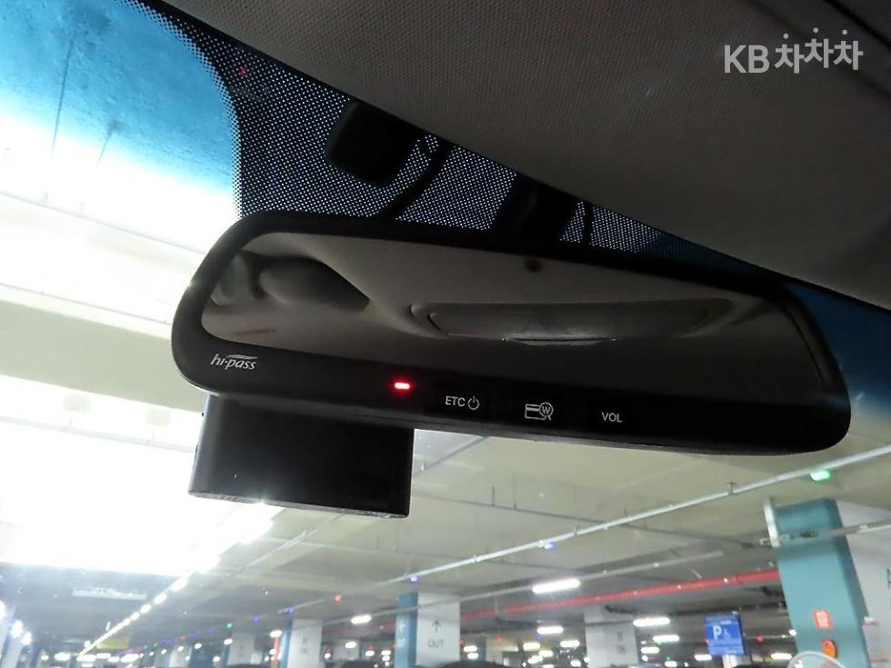 Kia K5 — miniaturë 16