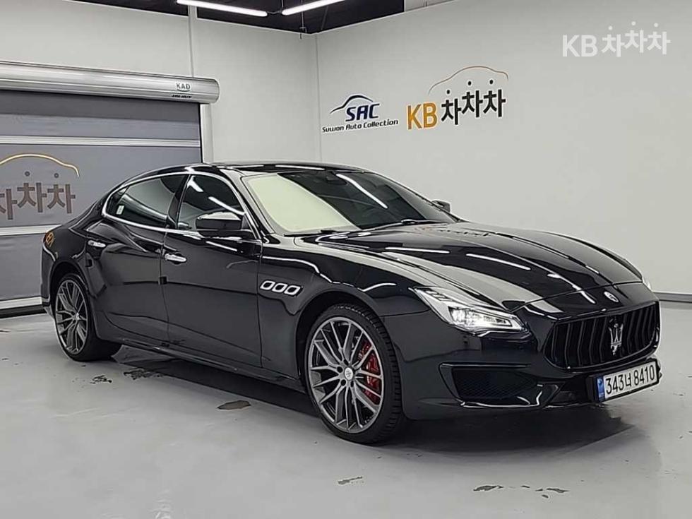 Maserati Quattroporte — miniaturë 4