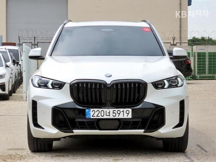BMW X5 xDrive 30d — foto 1