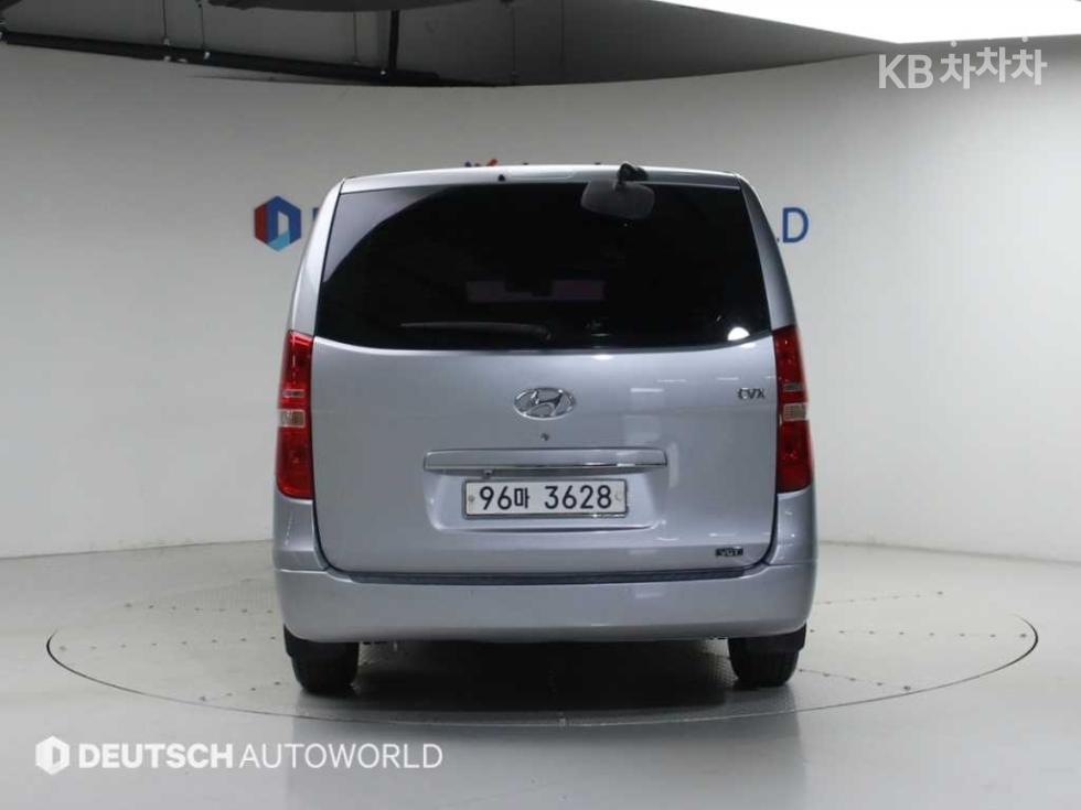 Hyundai Starex — miniaturë 4