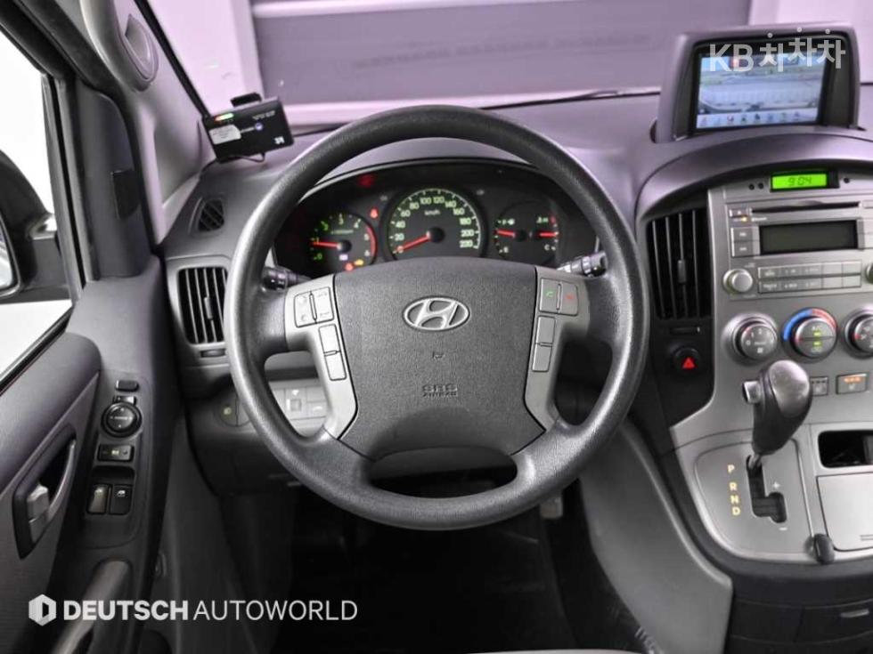 Hyundai Starex — miniaturë 13