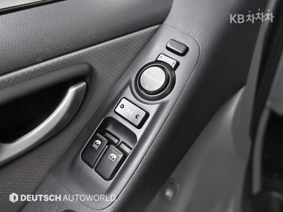 Hyundai Starex — miniaturë 16