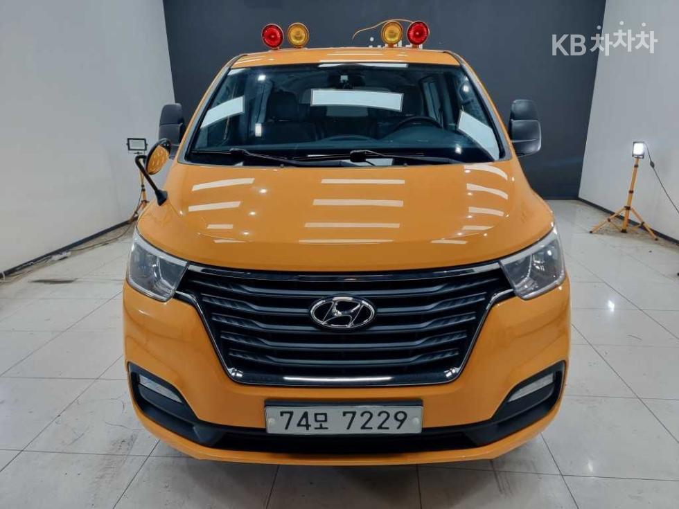 Hyundai Starex — miniaturë 2