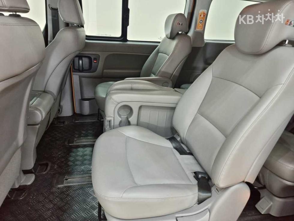 Hyundai Starex — miniaturë 7
