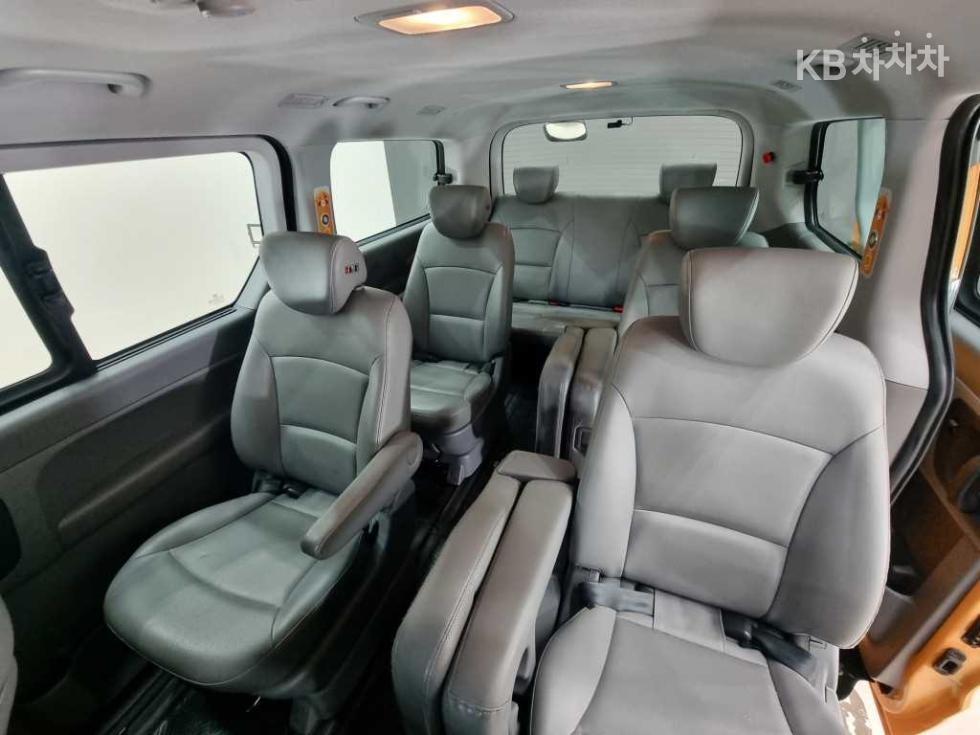 Hyundai Starex — miniaturë 10