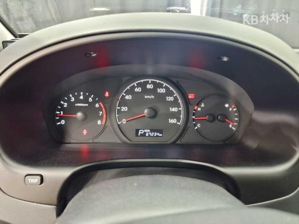 Hyundai Starex — miniaturë 12