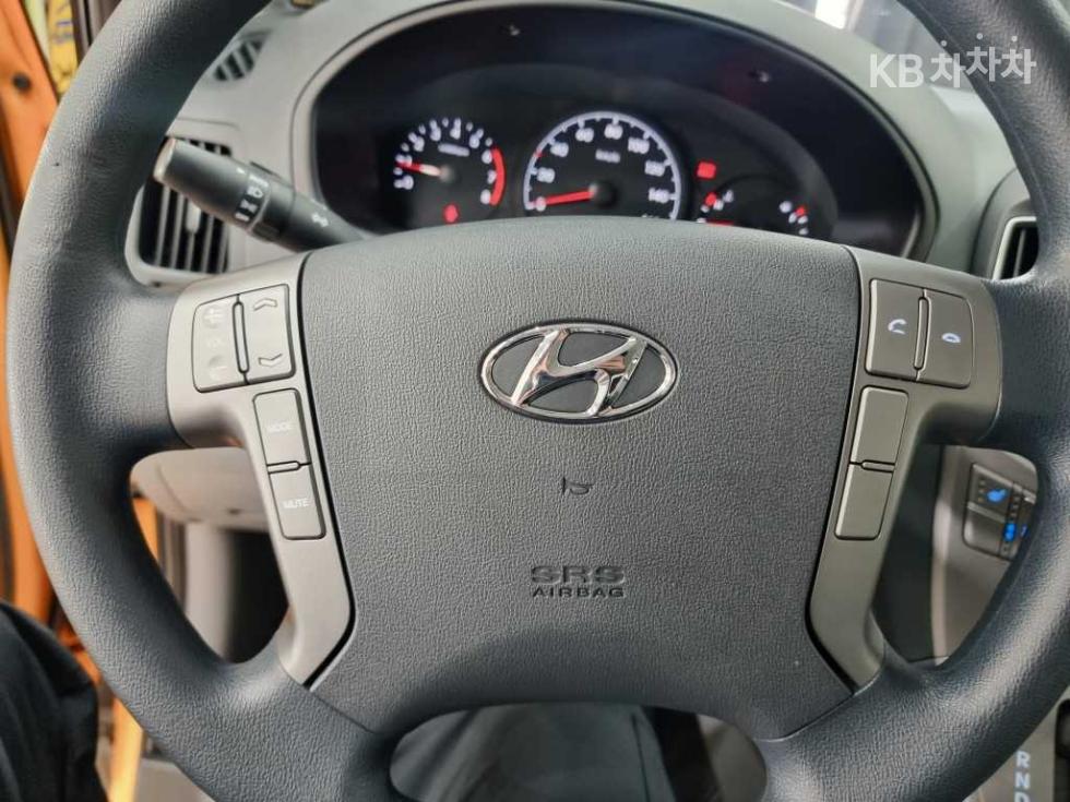 Hyundai Starex — miniaturë 13