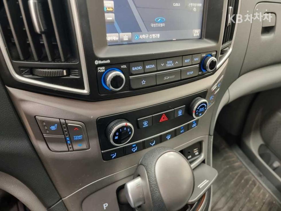 Hyundai Starex — miniaturë 15