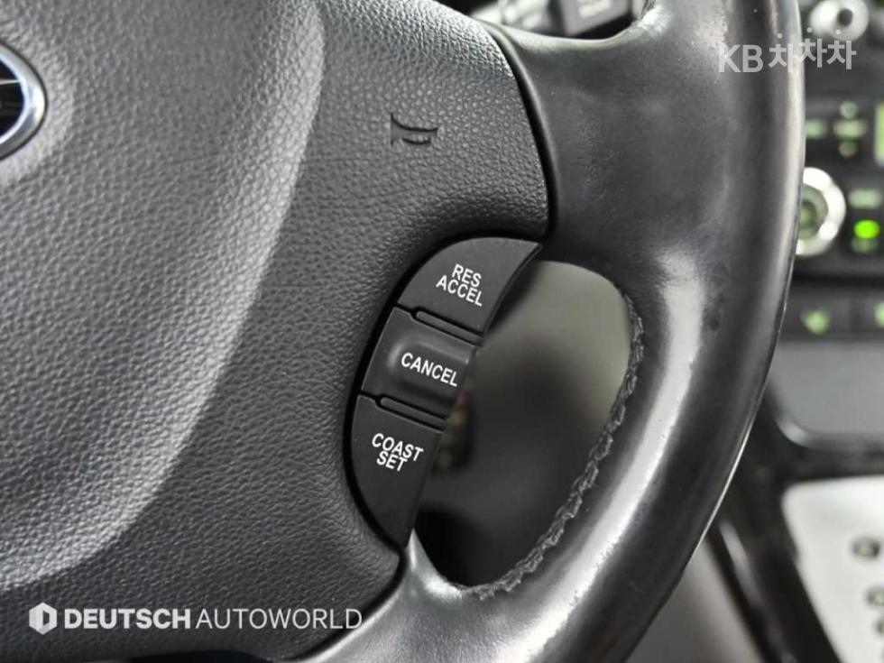Kia Carnival — miniaturë 16