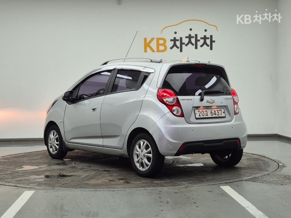 Chevrolet Spark — miniaturë 3