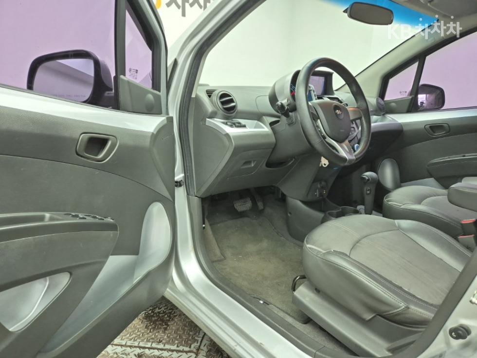 Chevrolet Spark — miniaturë 16