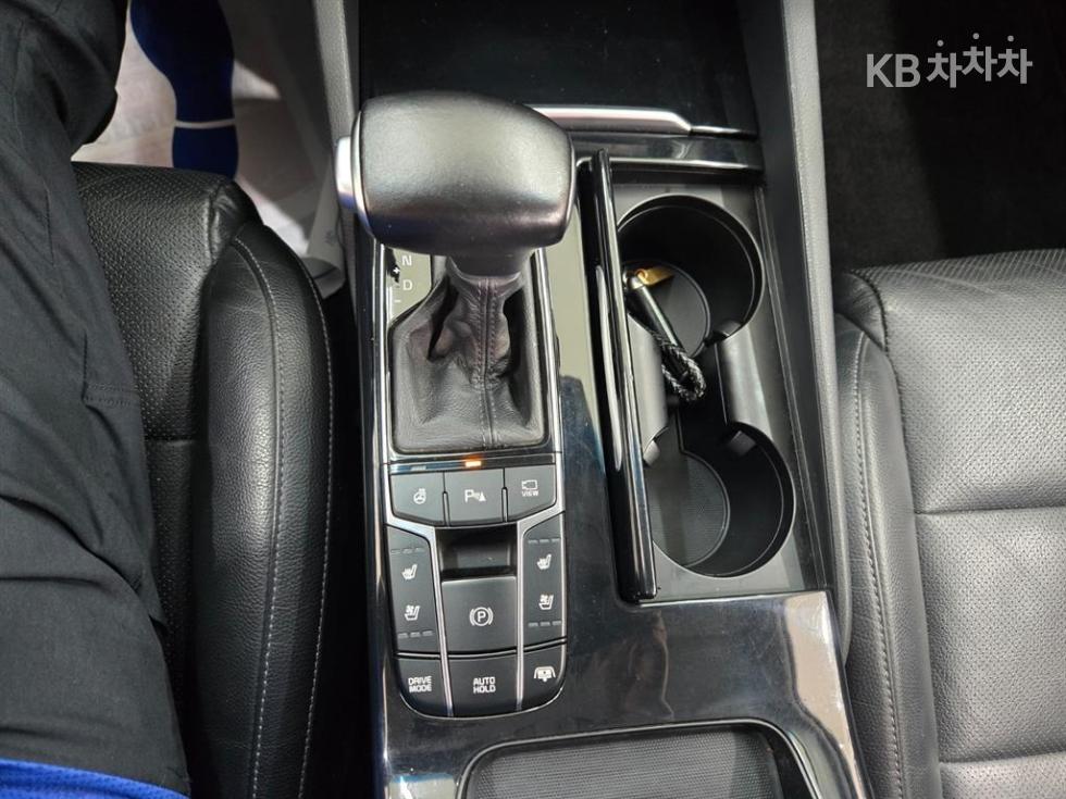 Kia K7 — miniaturë 7
