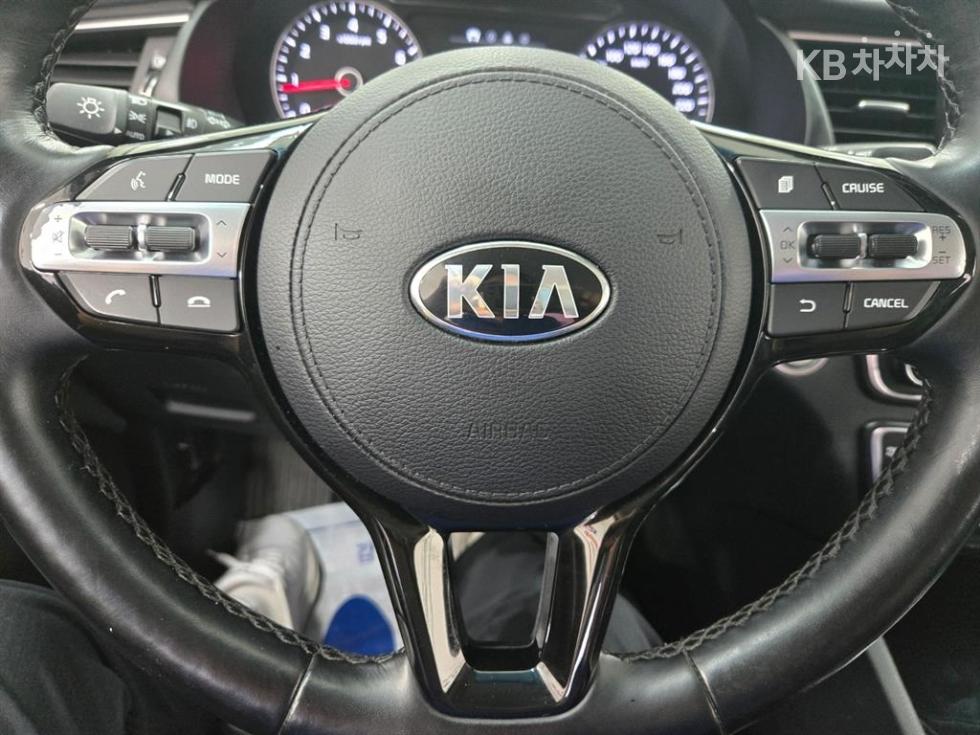 Kia K7 — miniaturë 9