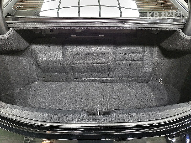 Hyundai Grandeur — miniaturë 11