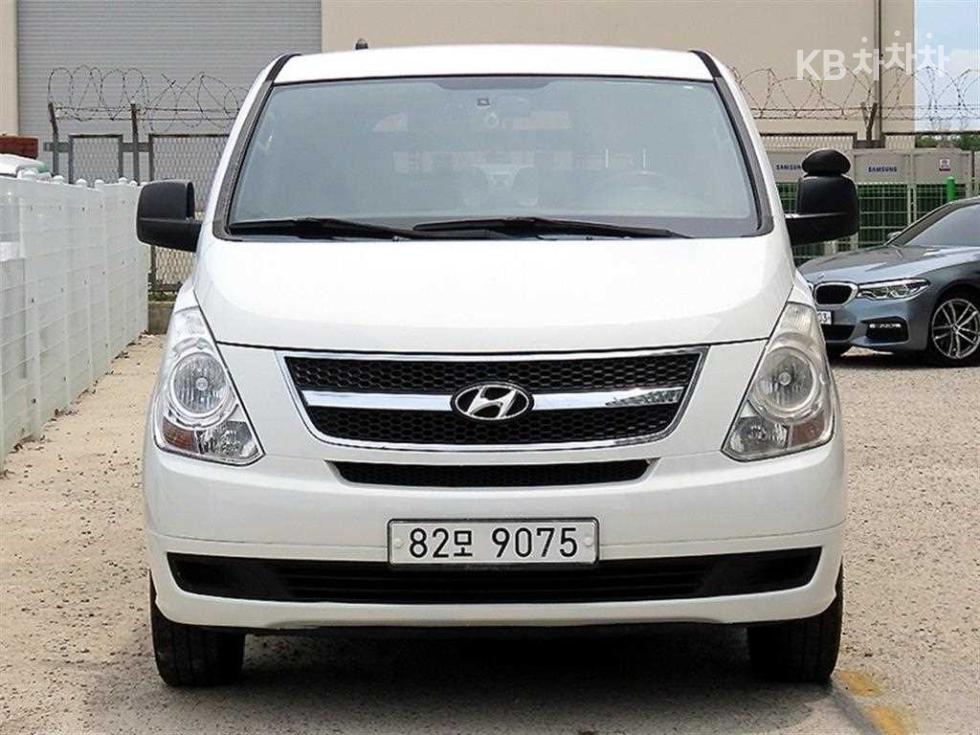 Hyundai Starex — miniaturë 3