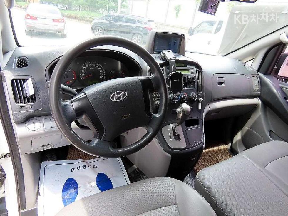 Hyundai Starex — miniaturë 7