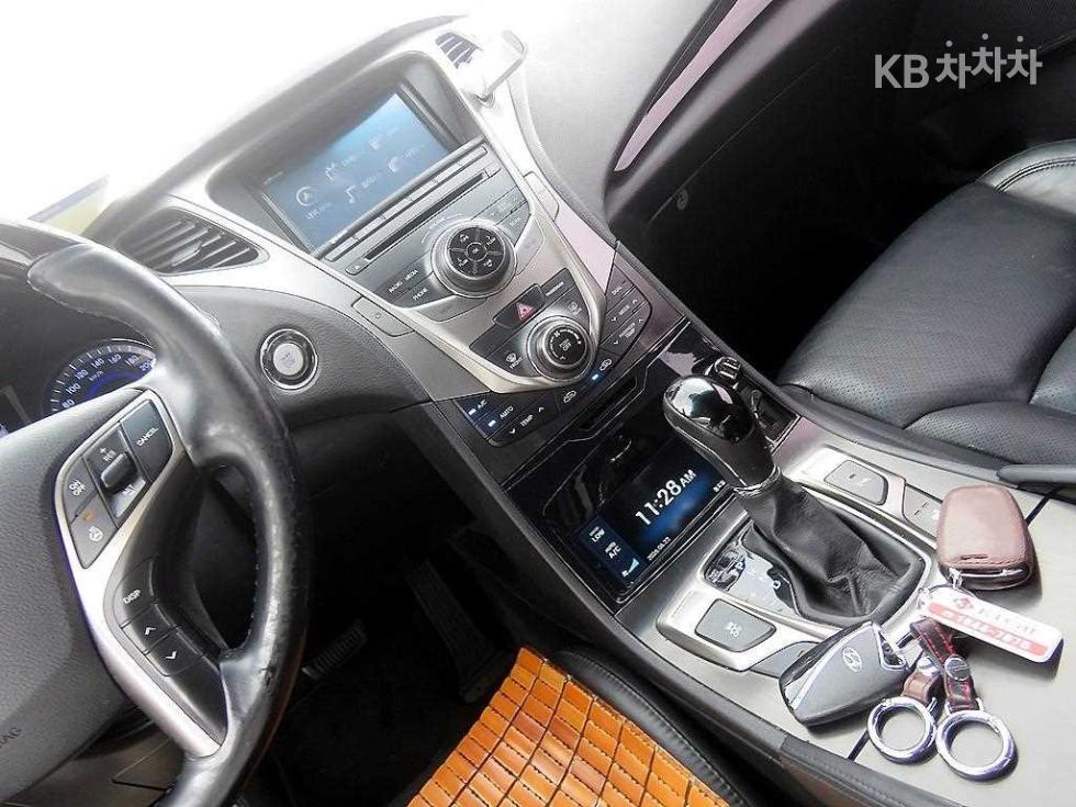Hyundai Grandeur — miniaturë 13